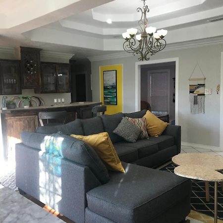Cheerful 4 Bedroom Home With Pool And Bbq Area With 5Th Bedroom Option Brownsville Exterior photo