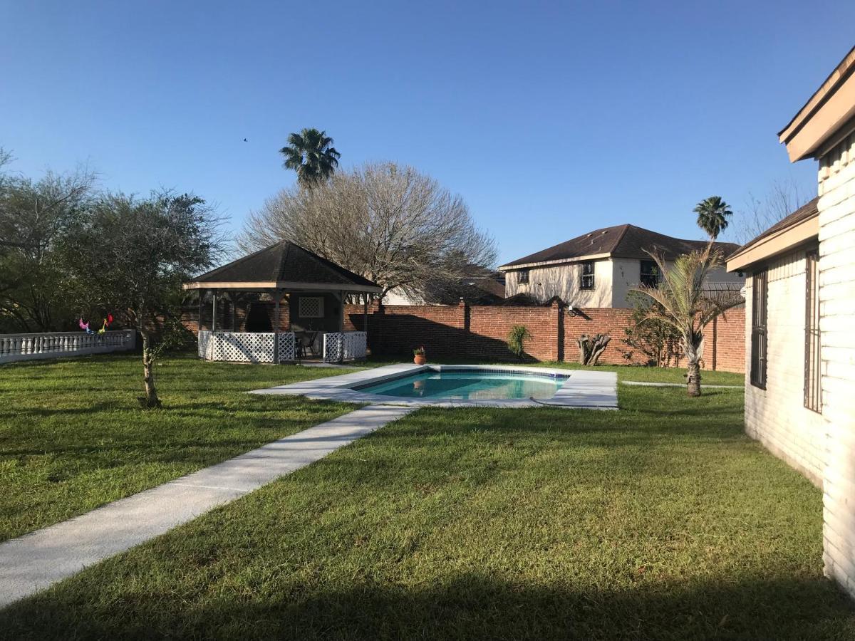Cheerful 4 Bedroom Home With Pool And Bbq Area With 5Th Bedroom Option Brownsville Exterior photo
